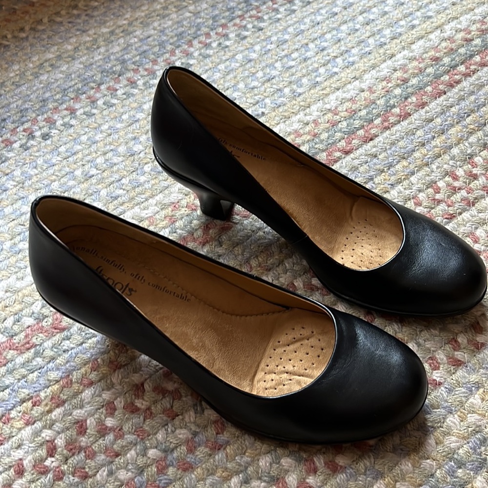 Softspots black leather pumps, size 9.5W. NWOT - Picture 7 of 10